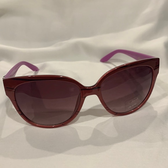 DG Accessories - Brand New DG Sunglasses